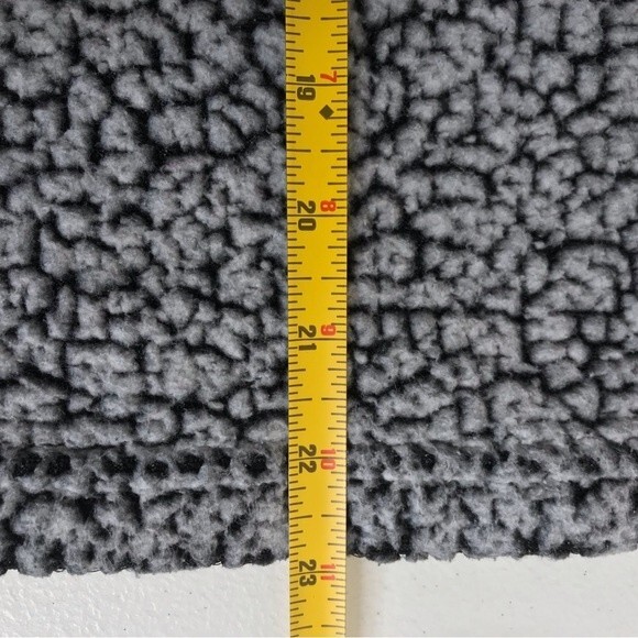 Disney Nightmare Before Christmas Jack Skellington Gray Sherpa Top Womens Medium - Picture 7 of 11